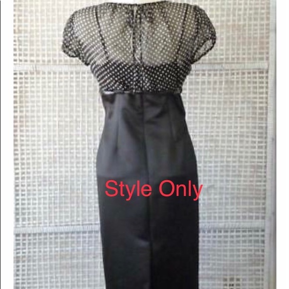 TAHARI Dress. Stunning Dress for Work or a Night Out High Waisted Black Satin - Picture 8 of 12